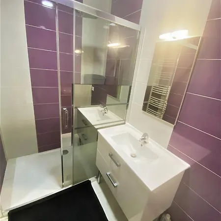 Multiple Sunshiny Pleasant Very Near Luxembourg منزل للإقامة