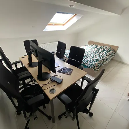 منزل للإقامة Multiple Sunshiny Pleasant Very Near Luxembourg *