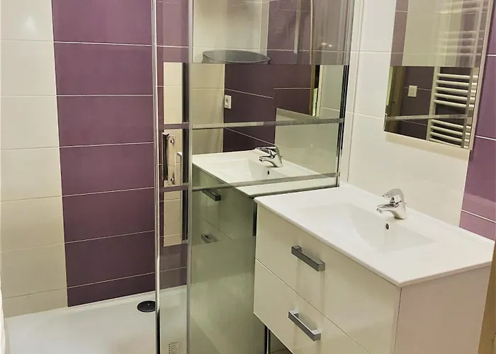 Multiple Sunshiny Pleasant Very Near Luxembourg *